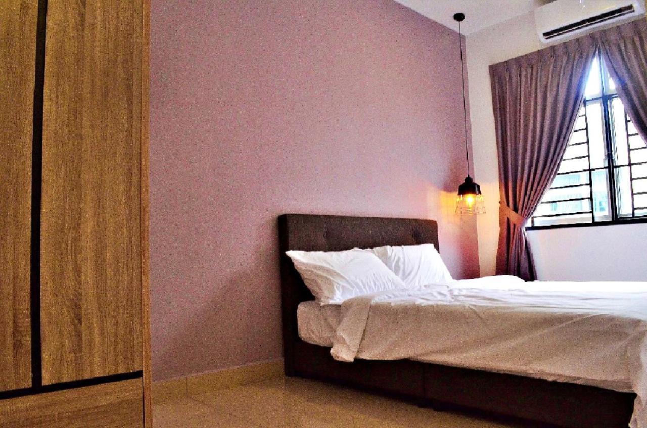 Desaru Cosy Homestay - Near Waterpark, Beach, Rapid -Wifi, Tvbox, Steamboat, Bbq Available Экстерьер фото