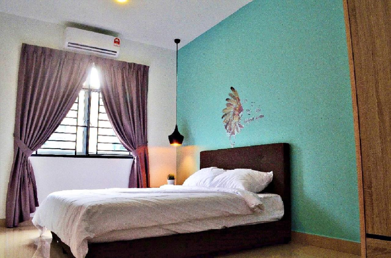 Desaru Cosy Homestay - Near Waterpark, Beach, Rapid -Wifi, Tvbox, Steamboat, Bbq Available Экстерьер фото