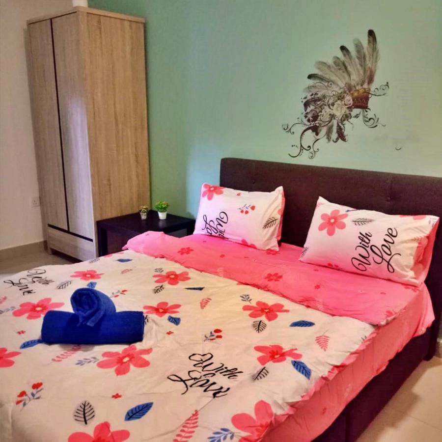 Desaru Cosy Homestay - Near Waterpark, Beach, Rapid -Wifi, Tvbox, Steamboat, Bbq Available Экстерьер фото